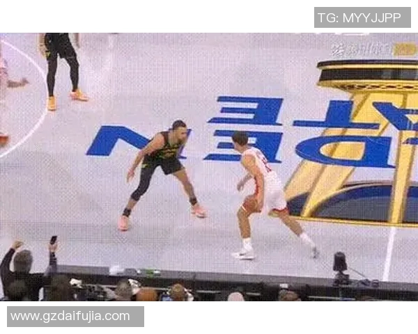 球员社媒热帖精选带你看赛场内外最新趣闻动态